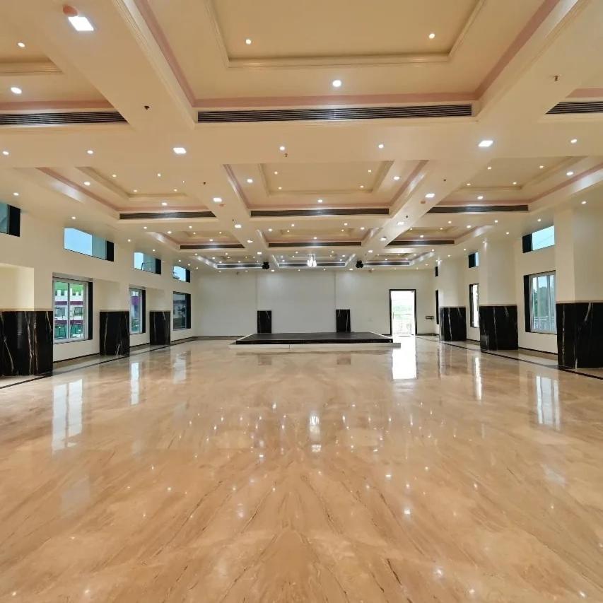 Hotel Vedika Garden Āmbavna Zewnętrze zdjęcie